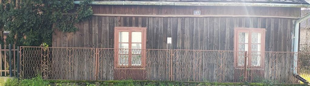 Krzykawka, dom wolnostojący z stodołą