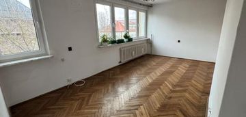 Mokotów św. bonifacego 43m2 +balkon