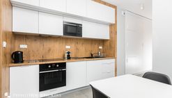 Czerwone maki, 71m²: nowoczesne 4 pokoje + kuchnia