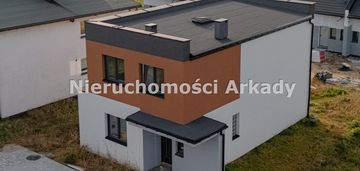 Nowy dom w dzielnicy rój w żorach