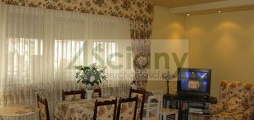 Czteropokojowe mieszkanie z tarasem