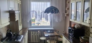 Czteropokojowe mieszkanie dla rodziny/os. kmiecie