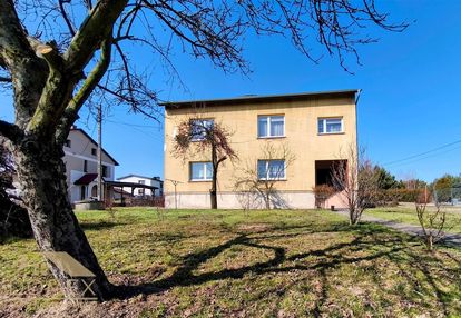 Dom dla 2 rodzin | rogów | 3 garaże | 10 arów