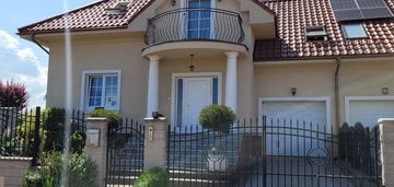 Piękny i zadbany dom w spokojnej części gdańska