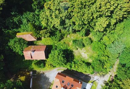 Działka z małym domem na sprzedaż – wyjątkowa okaz