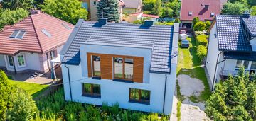 Dom 151 m² dwulokalowy w kobyłce do wykończenia.
