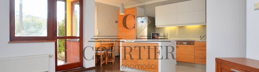 Duży ogród 100 m2 - garderoba - media miejskie