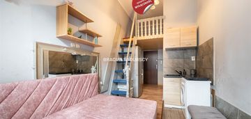 Lokal z antresolą na kazimierzu – inwestycja!