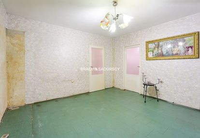 3 pok do remontu z możliwościa przerobienia na 4