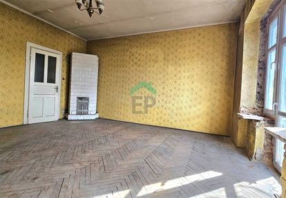 Kamienica ul. dąbrowskiego - na przeciwko sądu