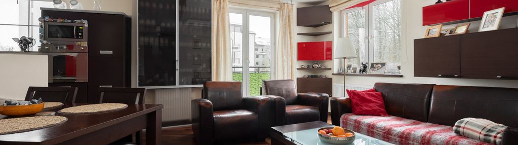 Dwupoziomowe i z garażem i zamknięte osiedle