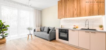 Nowe piękne 2 pokoje z dużym balkonem