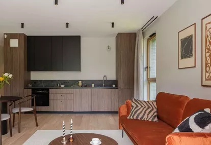 Wyjątkowy czteropokojowy apartament z ogrodem 103m