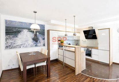 Luksusowy apartament z garażem w centrum łodzi