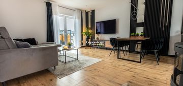 Roczny, piękny dom szuka nowych właścicieli....