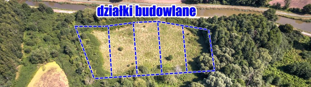 Działki budowlane wraz z lasem u podnóża pochylni