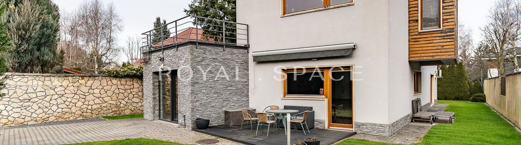 Przestronny dom z sauną i ogrodem!