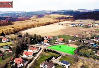 Urokliwa działka budowlana w komarnie.