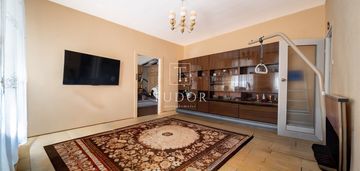2 pokoje | 42 m2 | centrum | do remontu