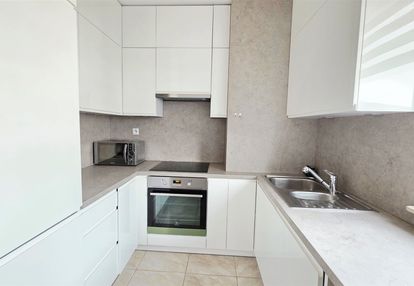 Zaciszna, 2pok, winda, garaż, balkon