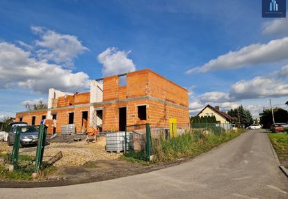 Przestronny apartament z balkonem