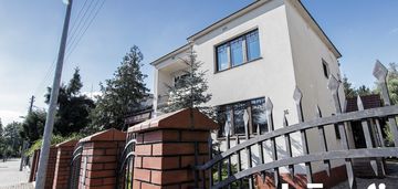 Konin: dom wolnostojący|piwnica|garaż|ogród