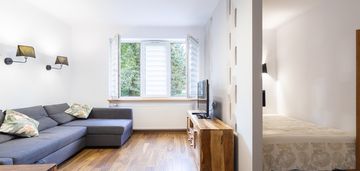 Kawalerka | 41 m2 | osobna kuchnia | salwator