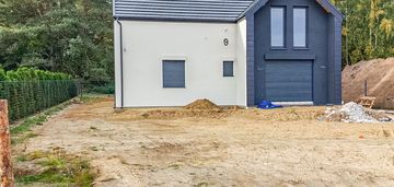 Działka nad morzem z 2 budynkami|las|4 lokale