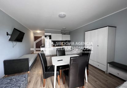 Kawalerka w mostach z widokiem na morze!