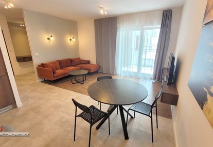 Komfortowe /2 pokoje/centrum/podpromie/ od lutego