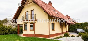 Dom z dużym ogrodem 100 m2/ 7ar, ul. strażacka