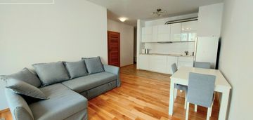 Balkon/rowerownia/patio/work room/