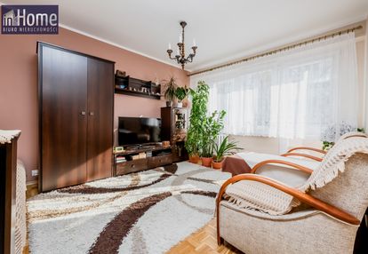 2 pokoje | gajowa | 1 piętro  | dwustronne