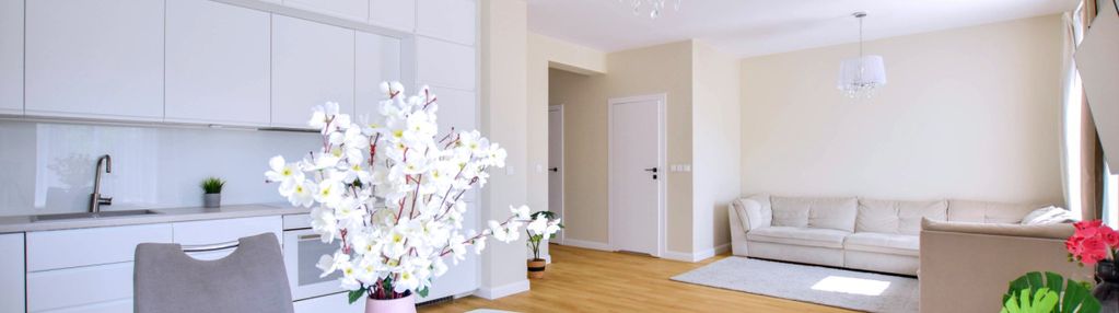 Lublin, kameralny sławin – 76 m², garaż i komórka