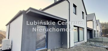 Dom w zabudowie szeregowej - skrajny - obora/lubin