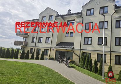 Nowoczesne dwupoziomowe mieszkanie-sejny