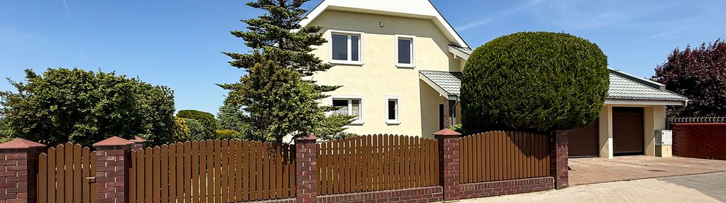 Komfortowy dom z zadbanym ogrodem