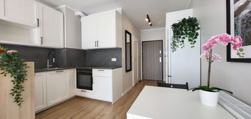 15 min spacerem pkm jasień | wyposażone | balkon