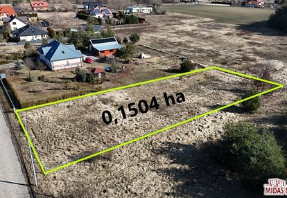 Działka w sąsiedztwie lasu