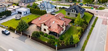 Wolnostojący / dwulokalowy / dobra lokalizacja