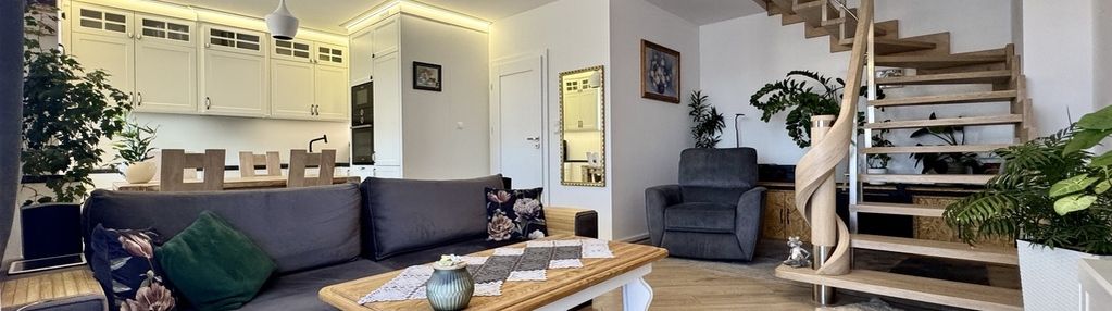 Dwupoziomowe mieszkanie/garaż podziemny/garderoba