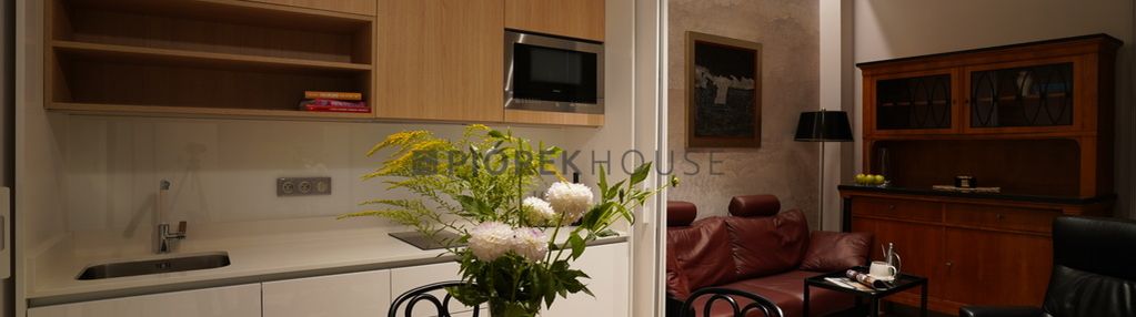 Designerski apartament w odrestaurowanej kamienicy