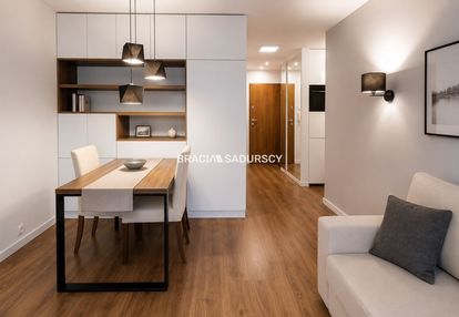 25 m² po generalnym remoncie | blisko uczelni