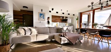 Naturalnie piękny apartament na zawadach.