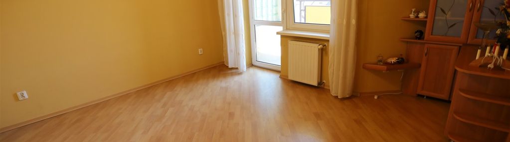 3 pokoje na ii piętrze przy zdrojowej 56