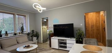 Atrakcyjną umeblowaną i wyposażoną kawalerkę wynajmę