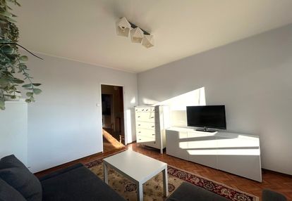 Niski budynek * winda * umeblowane * balkon