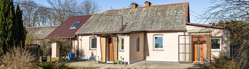 Dom wiejski z potencjałem – 4500 m² terenu + garaż
