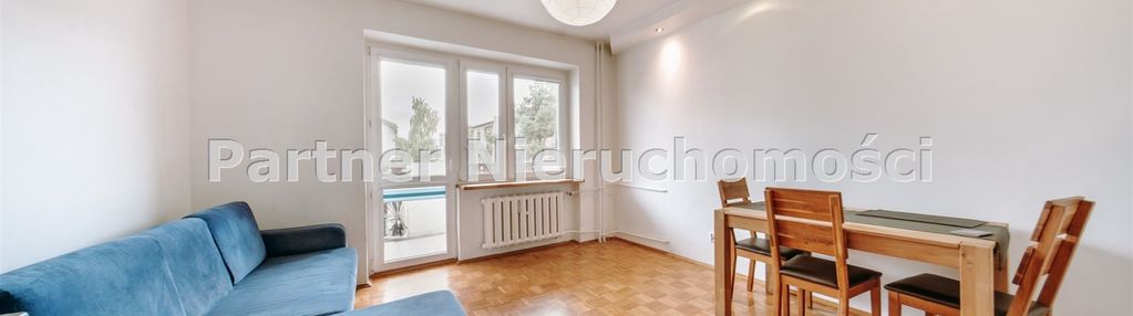 Traktorowa- 3pokoje na 1 piętrze, blok z cegły.