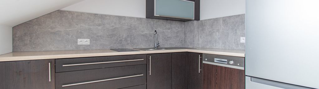 Studio z oddzielną kuchnią34m2*mistrzejowice*klima